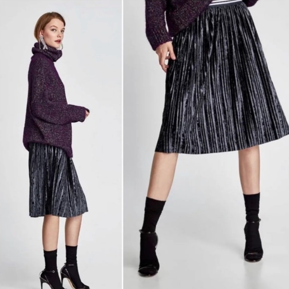 Zara Velvet Velour Plead MIDI Skirt Blue Sz S NEW